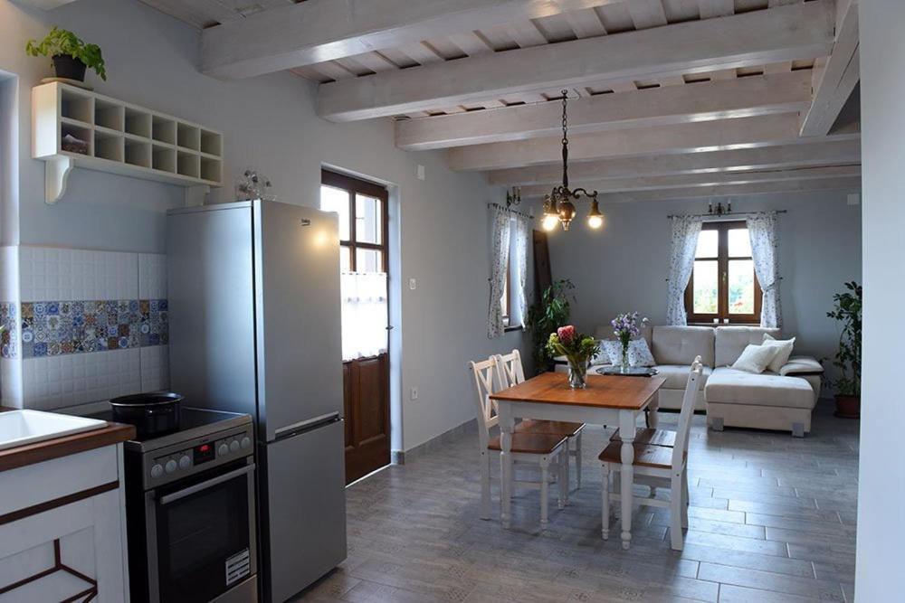 Вилла Casa Beata Lesencetomaj Экстерьер фото