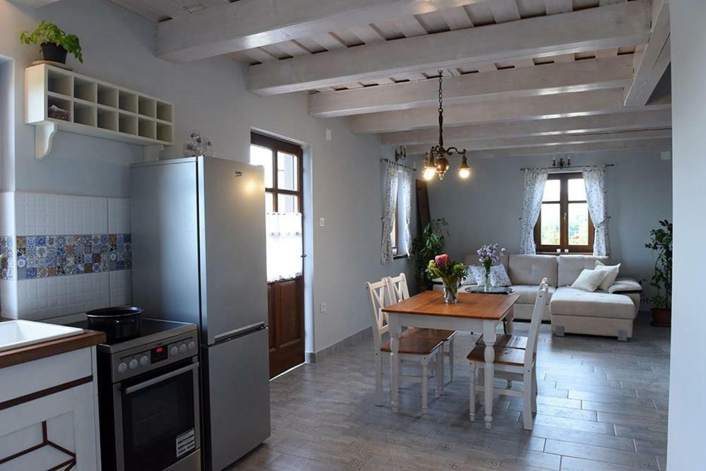 Вилла Casa Beata Lesencetomaj Экстерьер фото